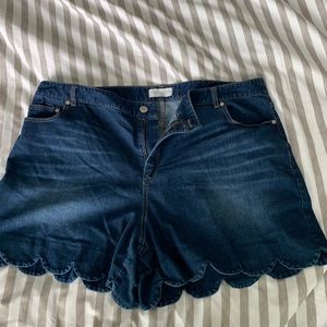 Eloquii scalloped denim shorts